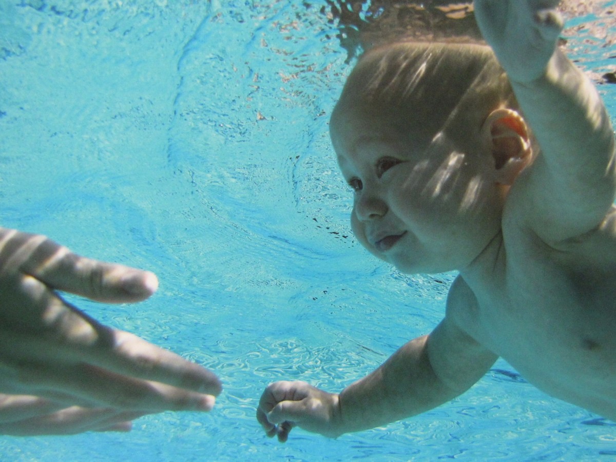 Benessere Femminile 072 Il nuoto può essere davvero utile per il neonato? 