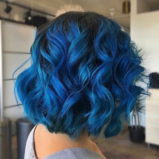Benessere Femminile 72bf58668d41bb6905a260fbb36055d3-short-dyed-hair-ombre-fantasy-hair-color-ombre Capelli blu: come si fanno? 