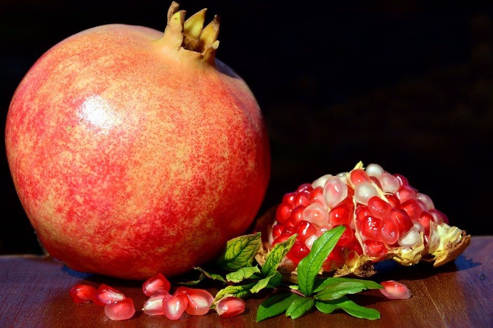 Benessere Femminile pomegranate-2851994_960_720 Melograno: tanti benefici per la salute 